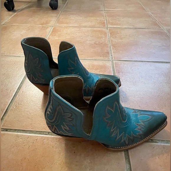 Ariat Dixon Blue Snip Toe Boots Size 7.5 - Picture 5 of 8